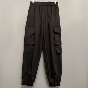 S Deer Women's Black Cargo Pants, size L (fits like M)